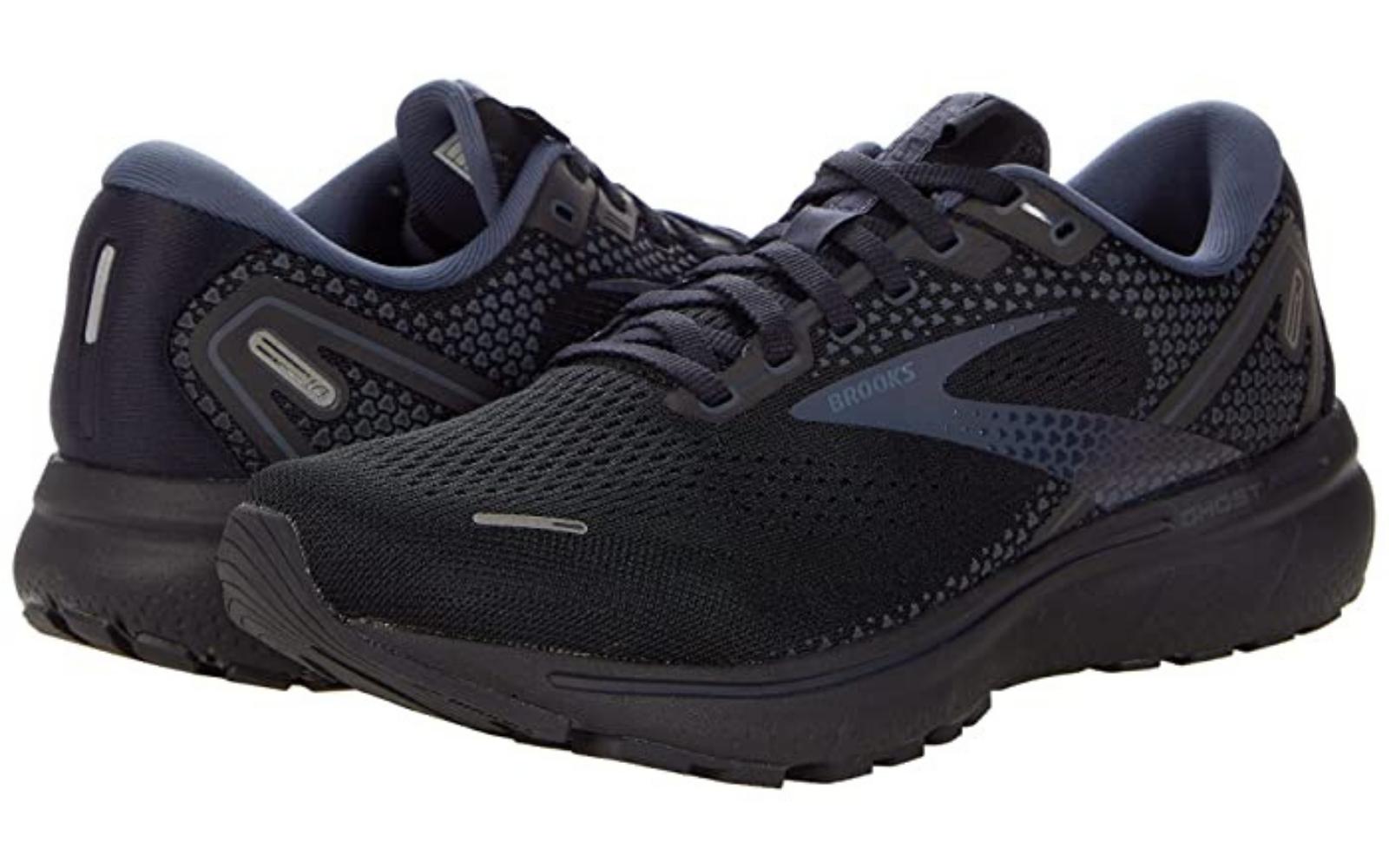 Brooks black nursing shoes.