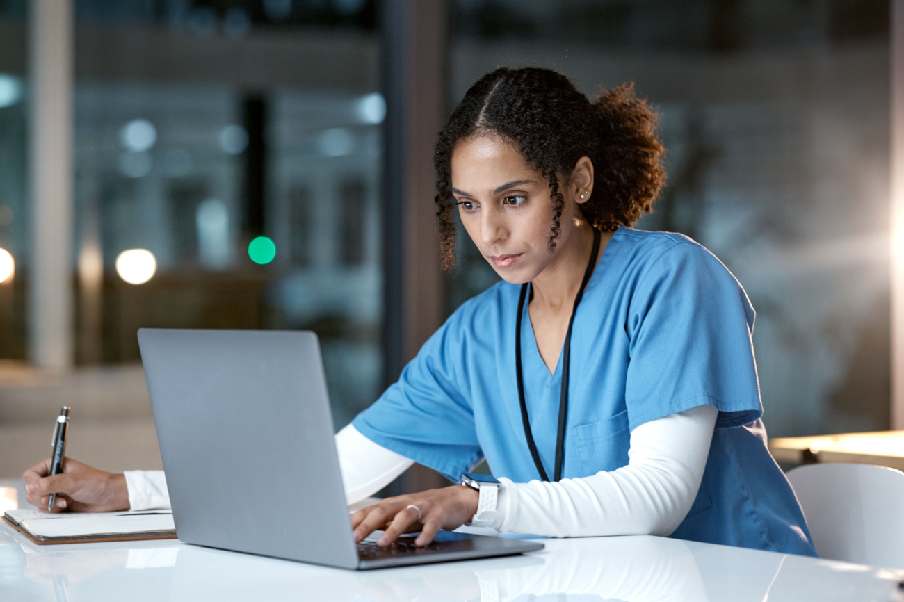 Travel nurse calculating cost of living and net take home home